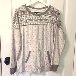 Cozy Loungewear Set in Size Medium with Pockets